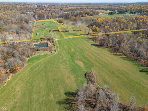 Are you in the market for a spacious piece of land to build your dream home? Look no further! This incredible property in Cloverdale, IN, has a mix of beautiful wooded areas and expansive pastures just waiting for your dream home to be built. Cloverd...