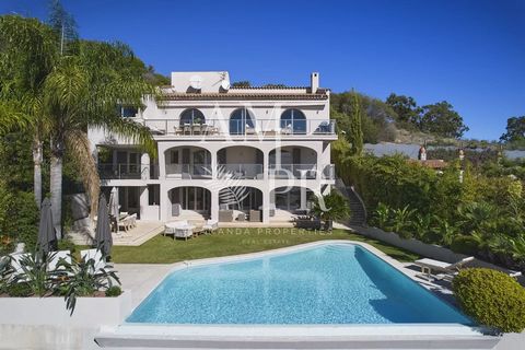 Cannes Californie - Villa de 300 m2 - Vue Mer Panoramique