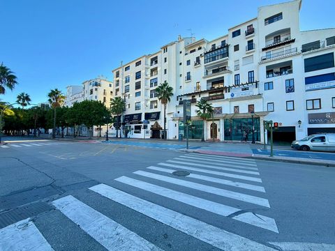 Located in Puerto Banús. ¡Discover the home of your dreams in the heart of Puerto Banús! This impressive apartment of 135 m2 offers you the opportunity to live surrounded by luxury and comfort. Located just steps away from the best restaurants, exclu...