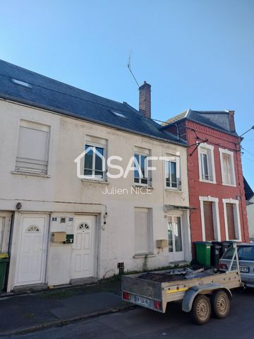 maison d'habitation de 114,56 M2, composée comme t'elle RDC: hall d'entré d'environ 6M2 avec un escalier pour aller au premier étage. 1ER étage: 1 entrée de 6,99M2, cuisine de 6,18M2, séjour de 23,09M2, salon de 23,68M2 et SDB/WC de 7,50M2. 2eme étag...