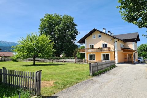 Narzisse ist eine großartige Wohnung! Von der geräumigen Halle haben Sie Zugang zum geräumigen Wohnzimmer, der Küche und 1 Schlafzimmer auf der linken Seite. Auf der rechten Seite folgen Sie dem Flur zu den drei geräumigen Schlafzimmern und 2 Badezim...