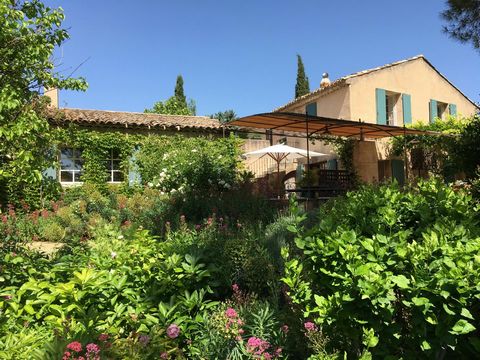 Mas du XVIIIe, un joyaux au coeur du Luberon.