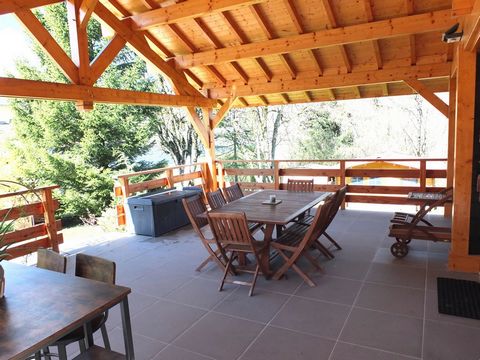 LES BOUCHOUX : Chalet confortable