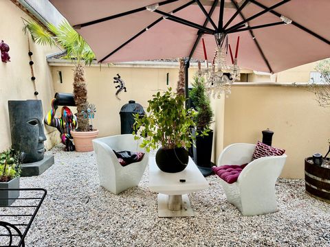 "Charmant duplex avec jardin et vue sur le Château d’Anet – un cadre de vie rare et lumineux, à découvrir sans tarder !"