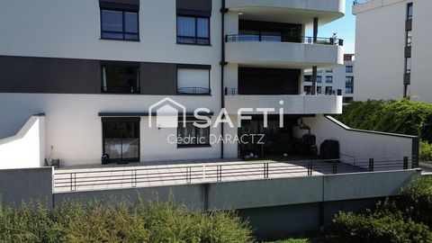 Appartement T6 de standing avec grande terrasse