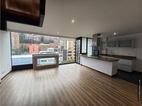 Duplex appartement te koop, in de wijk Santa Barbara Occidental, gelegen op de 7e verdieping, met een oppervlakte van 148 meter plus 50 meter terras voor exclusief gemeenschappelijk gebruik, het heeft 3 slaapkamers allemaal met eigen badkamer, social...