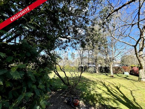 PRUNIERS- Hauts de Beaumont-Villa de 265 m2 (6 chambres) sur 1640 m2.