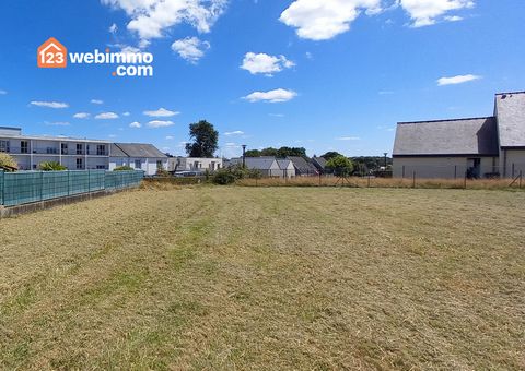 Terrain constructible - 699m² - Plouaret