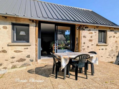 Ensemble de deux maisons dans un cadre verdoyant