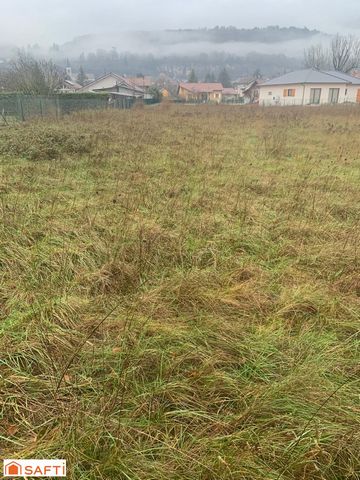 A vendre très beau terrain constructible de 1 289 m2