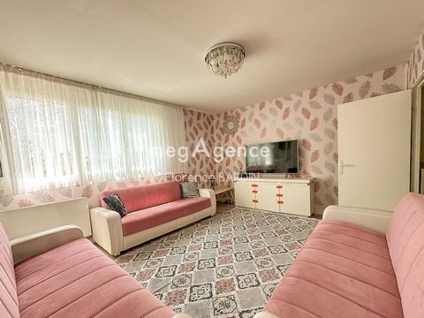 En RDC surélevé T5 rénové 4 chambres et cave