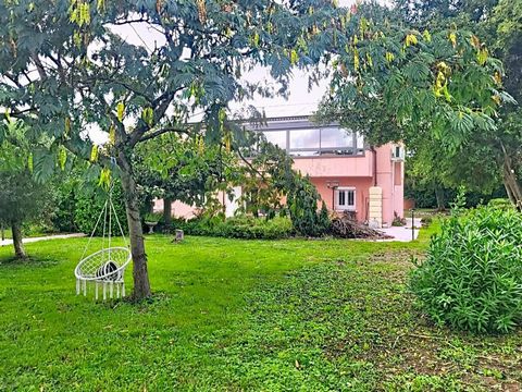 Grande maison familiale avec double logement indépendant!