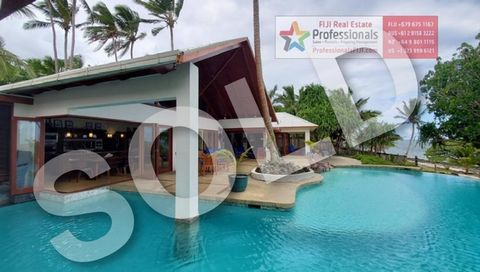 - SUPER PRIVATE & MODERN Fijian design with 3 large bedrooms, 3 1/2 bathrooms for sale on 3321 sq meters (about 35,700+ sq ft) of FREEHOLD LAND, or just over 3/4 acres of island opulence! - Large OCEANVIEW PRIVATE SWIMMING POOL- swim right up to the ...