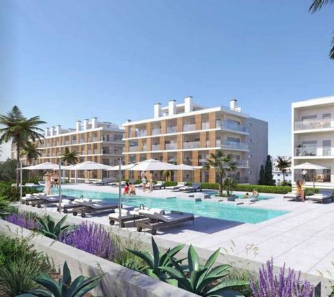 3 bedroom apartment with pool and parking in Albufeira under construction located in a luxury condominium located in a quiet but central area of the city, close to services and amenities and a 20-minute walk from the beaches. High end quality and wit...