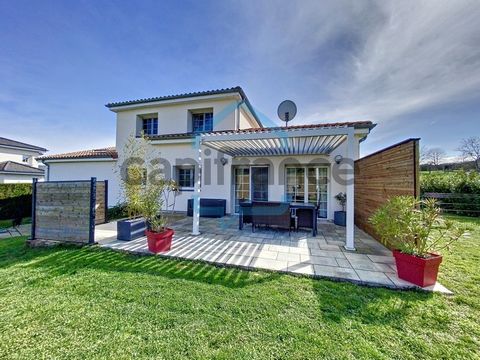 Dpt Moselle (57), à vendre MACHEREN maison P6 de 176 m² - Terrain de 1136 m² garage terrasse