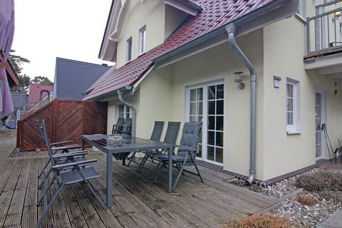 Climate-neutral, Co2-emissions-free holiday home (electric floor and wall radiators). Suitable for allergy sufferers (tile and laminate floors). Comfortable semi-detached house just 100 m from the fine sandy beach. Your home is located on a 250 m² na...