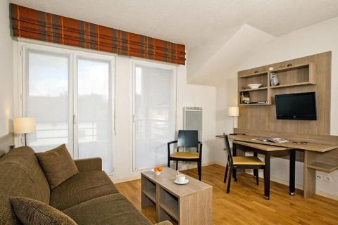 The Résidence Genève Prévessin Le Carré d'Or is 5 km from the CERN research center, 8 km from Geneva International Airport, Palexpo and the United Nations Office, and 9 km from downtown Geneva. The Monts Jura ski resort is a 20-minute drive away. The...