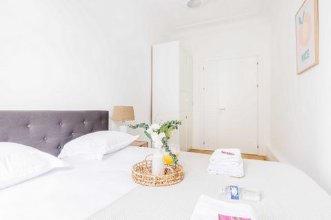 Paris 10ème - Spacieux et luxueux appartement de 4 chambres