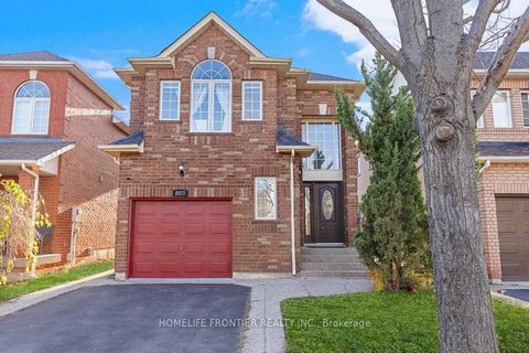 Fully Furnished!! An Incredible Detached Residence Located in the Highly Sought-After River Oaks Area in Oakville. Featuring 4+1 Bedrooms and 4 Bathrooms, With Hardwood Flooring on Both the Main and Second Floors. The Basement Includes One Bedroom, T...