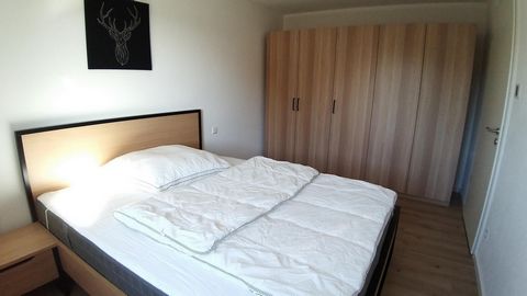 In a top location on the Braunenberg in Aalen-Wasseralfingen only 100 meters from the edge of the forest and 300 meters from the Spieselfreibad is this modern, new and attractive apartment. It has a living area, a dining/kitchen area, a bedroom, a da...