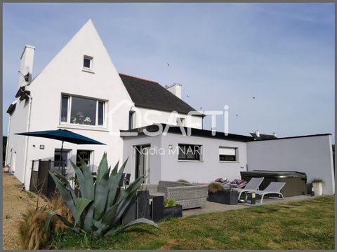 Vous souhaitez vous installer en Bretagne ou vous recherchez une résidence secondaire au bord de la mer ? Cette maison sera peut être celle qu'il vous faut. Rare sur le marché, elle est idéalement située sur la commune de Sibiril, à seulement 200m du...