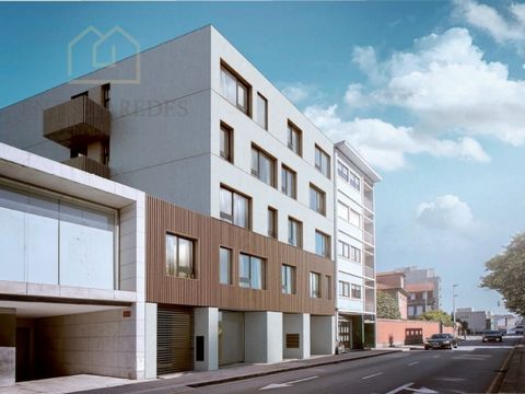 Buy 1 bedroom flat + 1 office with balcony and garage in the São Brás Residence, Porto In the heart of Rua de São Brás, in the heart of Porto, a new differentiated real estate project is born with 8 T1, T1+1, T2 and T3 apartments, 5 T1 and T2 houses ...