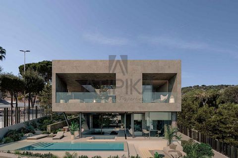 In the tranquil town of Teià, 20 km from Barcelona, this turnkey project of an elegant villa is offered. Teià is a charming municipality located in the Maresme region that captivates with its privileged location between the sea and the mountains. The...
