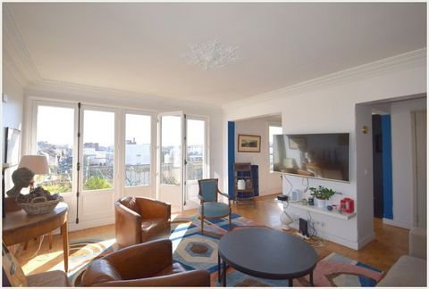 Dpt Yvelines (78), à vendre VERSAILLES, appartement T5 dernier étage, cave et place de parking