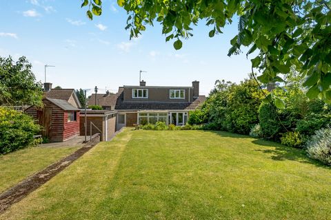 A detached village house nicely situated in a quiet and established part of this popular large village. Built in the early 1960’s, the property has a modern kitchen, Upvc double glazing and gas-fired radiator central heating. There is a private loung...