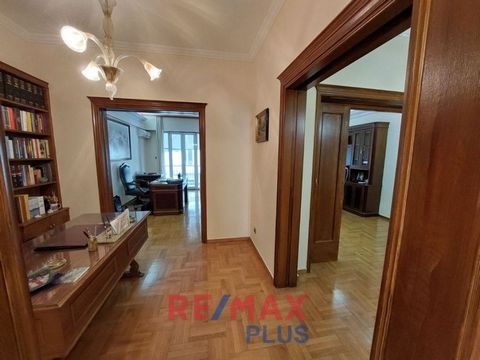 Athens, Kolonaki, Hotel For Sale 145 sq.m., Property status: Refurbished, Floor: 3rd, 7 spaces, Heating: Central - Natural Gas, 1 Bathrooms(s), 1 WC, Building Year: 1961, Energy Certificate: G, Floor type: Wooden floors, Type of Doors: Aluminum, Feat...
