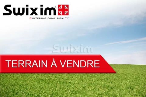 Réf SD67151- Exclusive. 997 m² of building land close to the border on which a house has been built. Possible floor area of 0.35 of the PLU. Maximum height of 12 m. . Sold in lots with 2 adjoining plots (see ad ref SD 67150 and SD 67107 ) for a total...