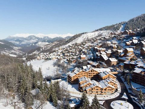 The residence Hevana is located right in the center of Meribel, near the ski slopes. The setting is enchanting and you are surrounded on all sides by pine trees and snowy mountains. This brand new 5-star residence is a subtle blend of traditional and...