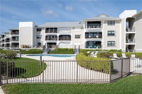 Stunning ocean view 2-bed, 2-bath condo in Vero Beach! Renovated from top to bottom, featuring plank tile flooring & plush carpeting in bedrooms. Enjoy the perfect blend of modern luxury and coastal charm. Bask in panoramic ocean views throughout. Ge...