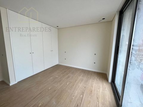 Apartamento T2 novo no centro de Espinho para comprar, Espinho, Aveiro - Portugal Novo condomínio fechado no centro da cidade de Espinho. Apartamentos com ótimas áreas, acabamentos de elevada qualidade e com um design moderno e funcional. Este aparta...