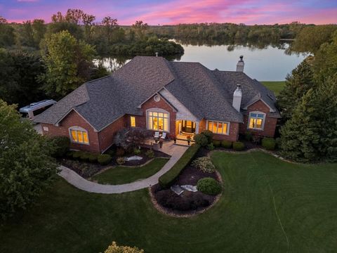 **RARE FIND**Indulge in the ultimate luxury lifestyle with this immaculate walkout brick ranch on a pristine electric motor lake. Embrace a daily vacation with swimming, boating, fishing, or simply unwinding while soaking in the breathtaking views. T...