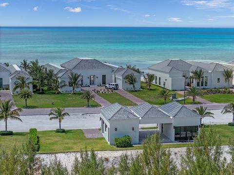 Willkommen in Ihrem Traumhaus in der exklusiven Gemeinde Rockwell Island, wo Luxus auf Paradies trifft. Dieses atemberaubende Einfamilienhaus im Modell Le Sereno befindet sich in einer der begehrtesten Lagen von Bimini und bietet unvergleichliche Exk...