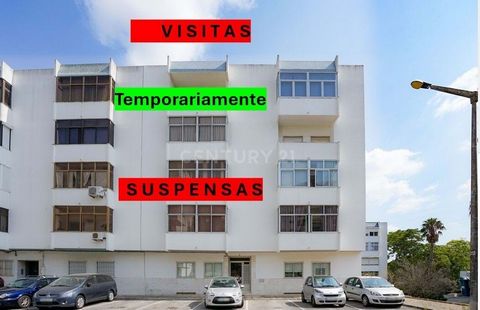 Living in one of the quietest and most open neighborhoods in Odivelas: O Casal do Chapim. On the hill between Urbanização da Quinta Nova, Jardins da Radial and Urbanização da Ribeirada, we propose this nice 4-bedroom apartment, on the third floor of ...