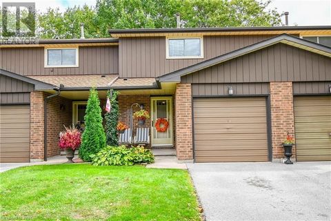 Are you looking to get into the real estate market? Are you looking for a starter home for the growing family or looking to downsize? This is the place to be located in the north end of St. Catharines that is close to all major amenities. This spacio...