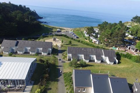 Between Saint-Malo and Saint-Brieuc, in the small seaside resort of Saint-Cast-le-Guildo, the holiday complex is located within a 4-hectare park. It comprises 63 residential units and offers direct access to the sea. A heated indoor pool, a wellness ...