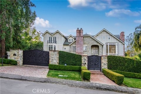 Welcome to this magnificent manor sited on nearly 3/4 of an acre on one of the most prestigious streets in the Encino foothills, standing elegant and poised, awaiting a buyer who appreciates the finest quality and taste, and eagerly awaits an opportu...