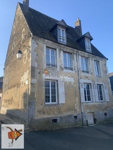 EXCLUSIVITÉ 2h15 de PARIS - VENTE MAISON HISTORIQUE À SAINT-CALAIS Au cœur du village de Saint-Calais, classé Petite Cité de Caractère, découvrez la Maison du Mauconseil, l'une des plus anciennes bâtisses du village, chargée d'histoire et offrant un ...