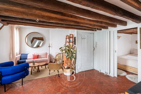 Situé au cœur du deuxième arrondissement, BARNES vous propose ce magnifique appartement de deux pièces de 37.06m2 loi Carrez et 44.65m² au sol, pensé et refait à neuf par architecte, au sixième étage avec ascenseur d’une magnifique copropriété gardie...