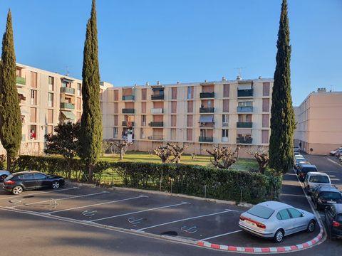 84300 CAVAILLON : appartement T4 actuellement loué 570 euros mensuel située résidence plein ciel rue nungesser et coli 84300 Cavaillon EXCLUSIVITÉ - APPARTEMENT 4 PIÈCES LUMINEUX proche centre ville et commerces Appartement T4 traversant et très lumi...