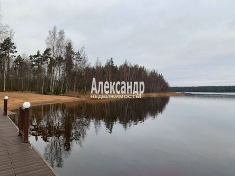 1701616 Приозерский район, в элитном коттеджном поселке «Сувантоярви» на берегу Суходольского озера предлагаем купить участок площадью 10 соток. Правильный, ровный, сухой участок расположен недалеко от въезда в поселок. Вода- централизованное водосна...