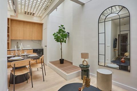 Magnifique appartement T2 entièrement rénové. Mon logement allie authenticité et modernité grâce à ses équipements haut de gamme et sa décoration soignée réalisée par des architectes de renom. Situé dans une magnifique rue piétonne fleurie au charme ...