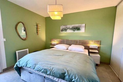 Welcome to Casa Naïa, a modern and fully equipped holiday home managed by Valras’Loc. Located in a secure and peaceful residence in Sérignan, this 84 m² retreat is just minutes from the beaches and the lively center of Valras-Plage. Enjoy comfort and...
