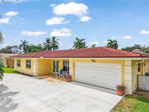Wow! Updated 4 Bed/2 Bath Single Family Waterfront Pool Home W/Ocean Access and 2-car Garage Located In Sala Del Mar/ Plantation Isles. This Home Features A Large Open Layout W/Natural Light. Marble and Wood Floors. Upgraded Kitchen W/Wood Cabinets, ...