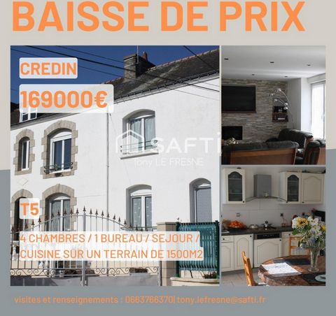 Magnifique maison rénovée dans un petit bourg de campagne sur un terrain constructible clos. Spacieuse avec un beau séjour et ses 4 chambres lumineuses.