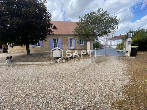 Authentique longère rénovée avec 3 chambres, 2 garages et terrasse couverte !