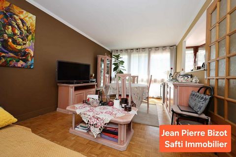 Beau 3 pièces de 63 m² + balcon , cave et parking privé